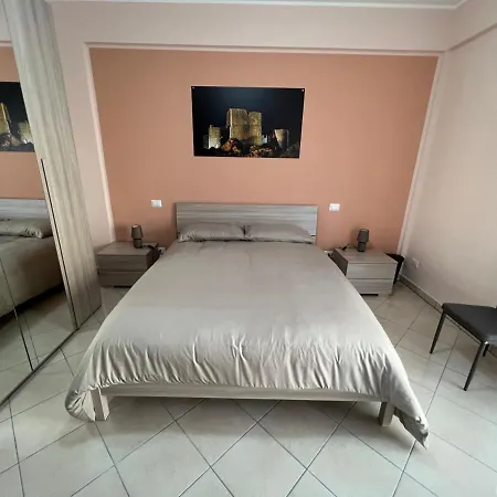 99 Apartment *